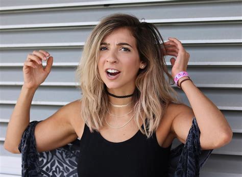 Gabbie Hanna (@gabbiehanna) • Instagram photos and videos